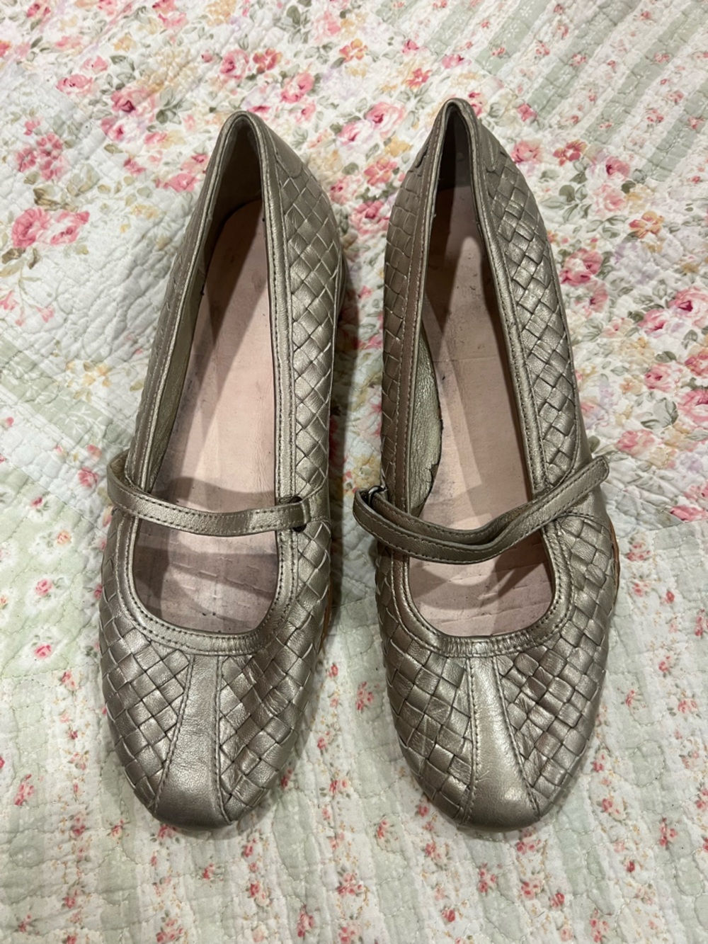 Nike Metallic Quilted Mary Jane Flats - Gold